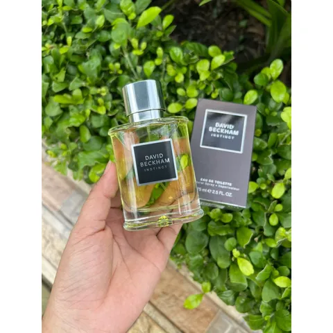Thanh lý hộp móp Nước hoa nam David Beckham Instinct Eau De Toilette 75ml