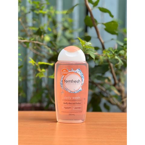 [Nhập khẩu chính ngạch] Dung dịch vệ sinh Femfresh Daily Wash hằng ngày - femfresh cam