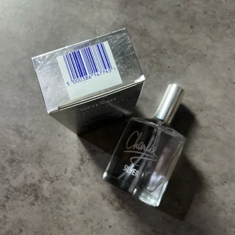 Thanh lý dọn kho nước hoa Revln Charlie silver 100ml
