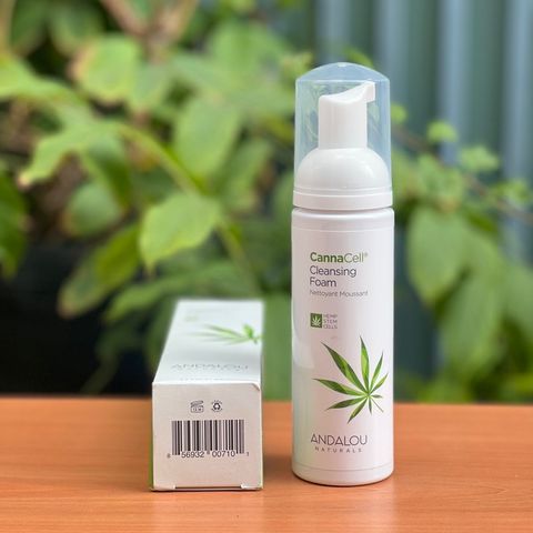 Sữa Rửa Mặt Chiết Xuất Từ Hạt Cây Gai Dầu Andalou Naturals CannaCell Cleansing Foam 163ml. 629103