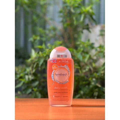 Tổng hợp dung dịch vệ sinh femfresh Anh nhập khẩu chính ngạch