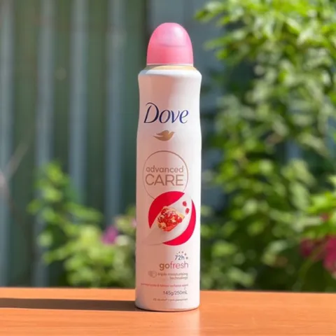 Xịt khử mùi Xịt khử mùi Dove advance care 72h Go Fresh Pomegranate Lemon Moisturising 629153