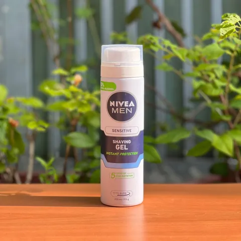 Gel cạo râu Nivea Men Shaving Gel Sensitive 200ml 629187