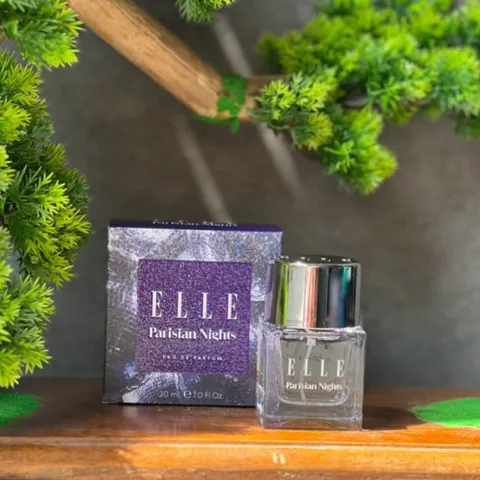Nước hoa Elle Parisian Nights Eau De Parfum dung tích 30ml.