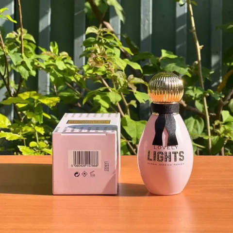 Nước Hoa Nữ Sarah Jessica Parker Lovely Lights 30ml. 629242