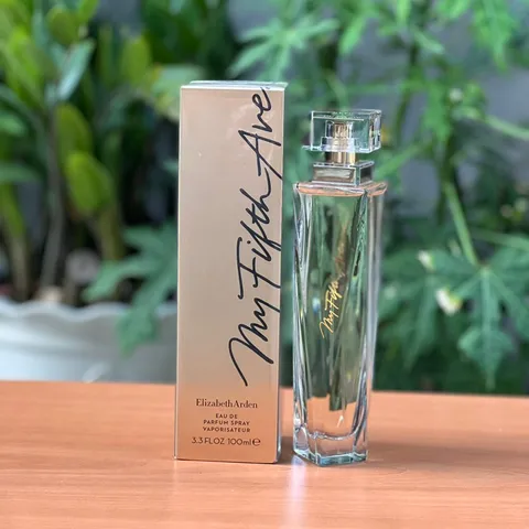 Thanh lí chai đã mở nilong Nước Hoa Nữ Elizabeth Arden My Fifth Avenue Eau De Parfum EDP 100ml.