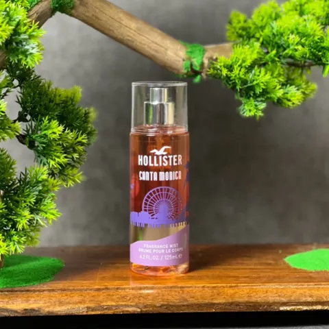 Xịt thơm toàn thân Hollister Santa Monica Fragrance mist