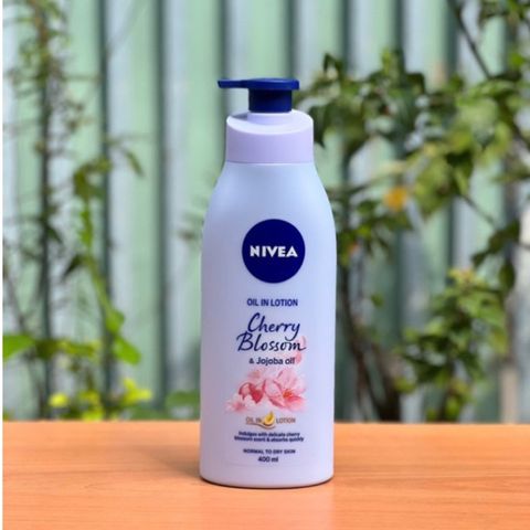 Lotion Nivea oil in lotion cherry blossom & jojoba oil  400ml hàng Úc 629307