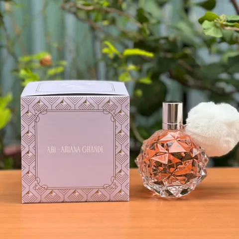 Nước hoa nữ Ariana Grande Ari 100ml 629318