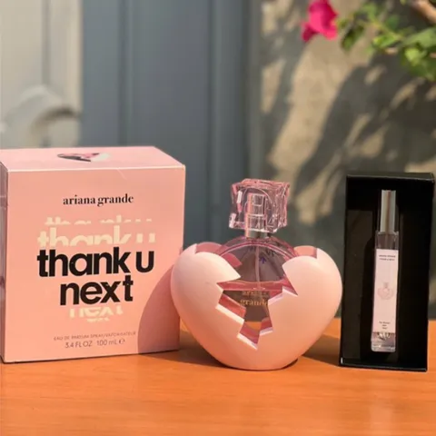 Nước hoa chiết cho nữ Ariana Grande Thank U Next chiết 10ml 629345