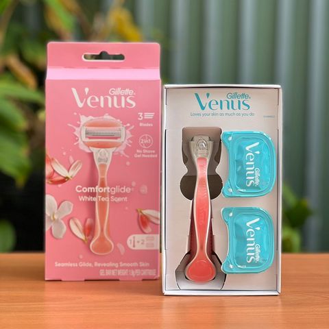 Dao cạo 3 lưỡi Gillette Venus Comfortglide White Tea scent 1 cán 2 đầu thay 629350