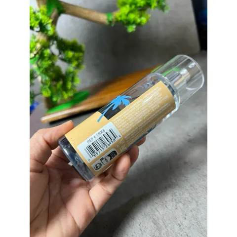 Xịt thơm toàn thân Hollister Malibu Fragrance Mist