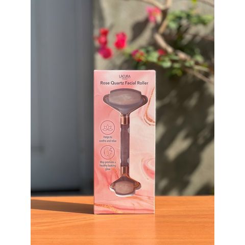 Thanh lý không hộp Cây lăn massage mặt bằng đá tự nhiên giúp nâng cơ thon gọn Lacura facial roller
