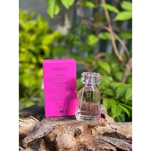 Nước hoa nữ Yardley London Rosie Ruby Eau De Toilette Spray Women Fragrance 50ml 629529