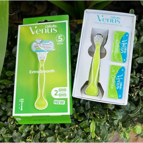 Dao cạo Gillette Venus Extra Smooth màu xanh (hộp gồm 1 cán và 2 đầu thay) 629669
