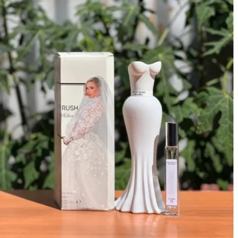 Nước hoa nữ Paris Hilton Love Rush chiết 10ml 629749