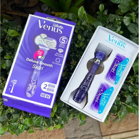 Dao cạo Venus 5 lưỡi Gillette Venus tím Deluxe Smooth Swirl + 2 Blade Refills 629766