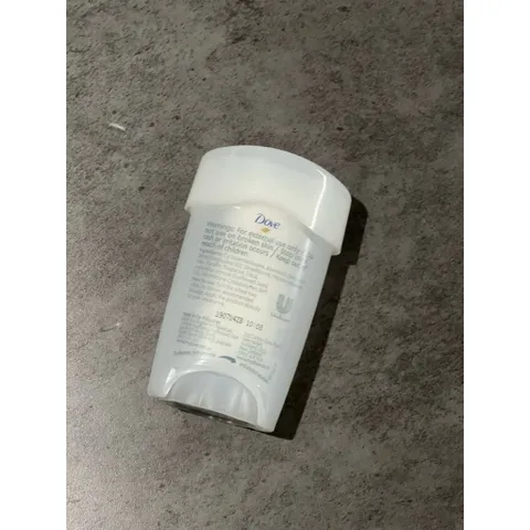 Thanh lý lăn khử mùi Dove pomegranate 96h hàng Úc