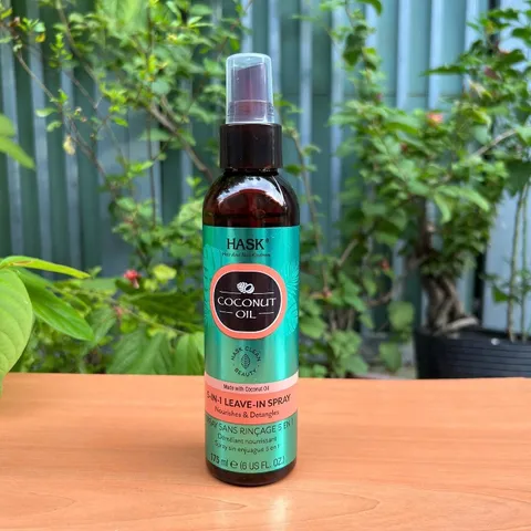 Xịt dưỡng tóc Hask Monoi Coconut oil 5-in-1 Leave-In Hair Spray 629839