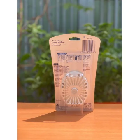 Dầu thơm khử mùi cho nhà vệ sinh Ambi Pur Bathroom Fresh hàng Úc 629931