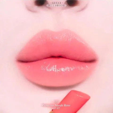 Son Gucci 412 Rouge De Beauté Brillant - Son Môi Căng Bóng, Tươi Mát - Sản Phẩm của Thương Hiệu Gucci