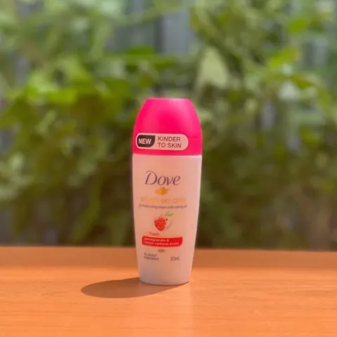 Lăn Khử Mùi Dove Advanced Care Go Fresh Pomegranate & Lemon Verbena Scent 50ml