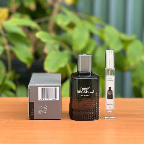 Nước hoa chiết cho nam David Beckham Beyond Eau de Toilette chiết 10ml 630008