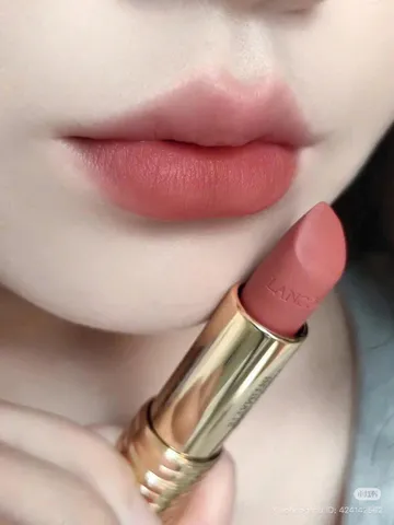 Son Lancôme Mini #320 Unbox – dưỡng môi mềm, lên màu nhẹ nhàng
