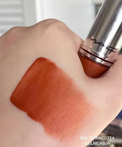 Son Kem MAC 66 Terracotta Cam Cháy (Bản Mới) - Màu Cam Cháy Dưỡng Môi Mềm Mịn, Son Trang Điểm Thời Trang, Quà Tặng Tuyệt Vời.