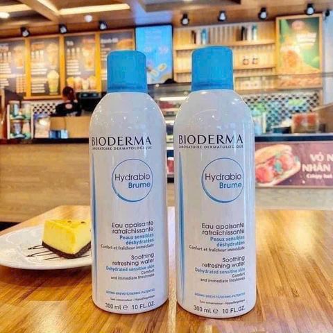 Xịt Khoáng Bioderma Soothing Refreshing Water Sensitive Skin 300ml – làm dịu da, giảm kích ứng