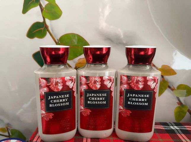Sữa Dưỡng Thể Bath & Body Works Cherry Body Lotion 236ml - Dưỡng Da Mềm Mịn, Hương Trái Cây Tươi Mát, Quà Tặng Hoàn Hảo