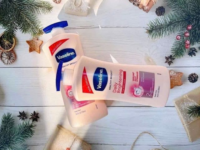 Sữa Dưỡng Thể Vaseline Healthy White 725ml - Trắng Da, Mềm Mịn, Chăm Sóc Da Tự Nhiên, Dưỡng Ẩm Sâu
