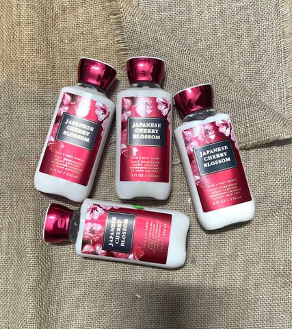 Sữa Dưỡng Thể Bath & Body Works Cherry Body Lotion 236ml - Dưỡng Da Mềm Mịn, Hương Trái Cây Tươi Mát, Quà Tặng Hoàn Hảo