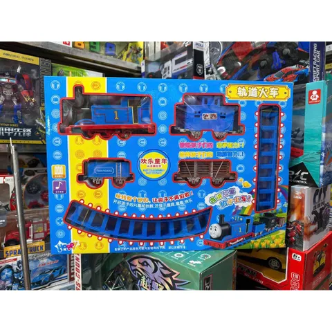 🚂 Tàu Hỏa Mặt Cười Chạy Pin Có Ray – Bộ Tàu Lửa Lắp Ráp Có Đèn Nhạc – Hộp To 48cm Cho Bé (989-38)