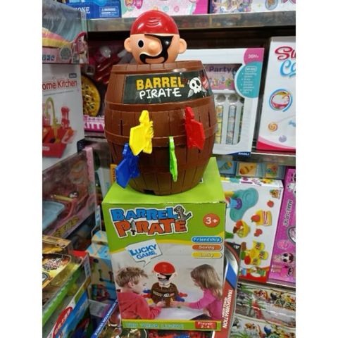 Trò Chơi Thùng Hải Tặc Barrel Pirate Có Vòng Quay May Mắn – Game Cắm Kiếm Bật Nhảy 2–4 Người Chơi Cho Bé (Hộp Lớn)HZ-025