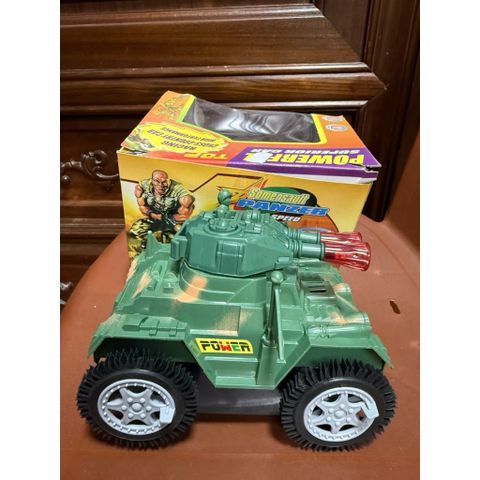 Xe Tăng Chạy Bằng Pin Có Đèn Và Âm Thanh 2658 Super Speed Chariot