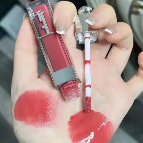 Son Dior 027 Lip Maximizer ( tách set ko vỏ giấy) - Dưỡng Môi Collagen Mềm Mại, Son Môi Tăng Cường Độ Đầy - Mỹ Phẩm Cao Cấp Chính Hãng