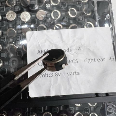 Pin Thay Thế Tai Nghe AP4 Chính Hãng Varta