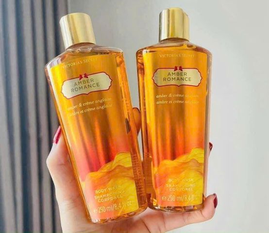 Sữa Tắm Victoria’s Secret Amber Romance - Dưỡng Da Mềm Mại, Hương Nước Hoa Ngọt Ngào, Dành Cho Phụ Nữ