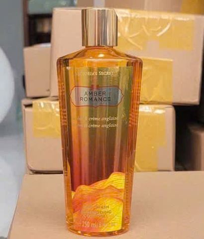 Sữa Tắm Victoria’s Secret Amber Romance - Dưỡng Da Mềm Mại, Hương Nước Hoa Ngọt Ngào, Dành Cho Phụ Nữ