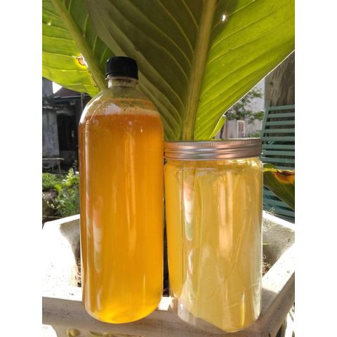 Combo: 1/2lít mật + 1/2 kg tinh bột nghệ