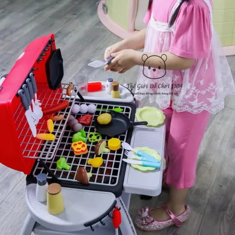 Bộ đồ chơi bếp nướng BBQ cho bé có hiệu ứng khói, đèn led và phụ kiện nấu ăn