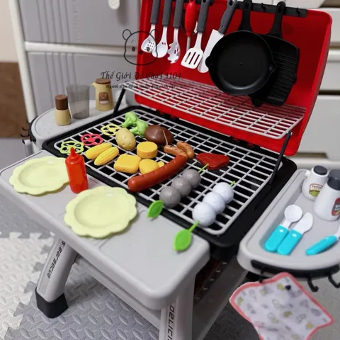 Bộ đồ chơi bếp nướng BBQ cho bé có hiệu ứng khói, đèn led và phụ kiện nấu ăn