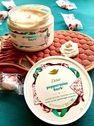 Tẩy tế bào chết Dove Peppermint Bark XL 298g - Xanh