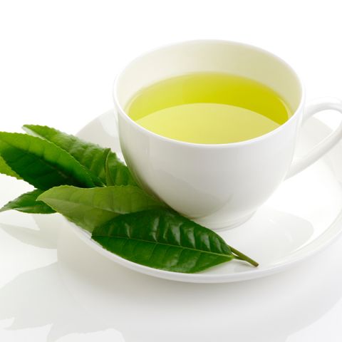 Chè xanh, 500gr trà bắc búp non, cánh trà nhỏ nước xanh ánh vàng, hậu ngọt dịu, hương cám