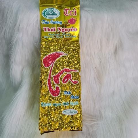 1 kg (2 gói, mỗi gói 0.5kg) Trà xanh móc câu Thái Nguyên truyền thống (gói vàng chữ đỏ)