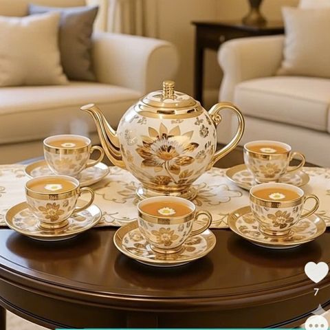 Bộ Tách Trà Nhũ Vàng 1 Ấm Kèm 6 Tách Có Hộp Đựng Làm Quà Tặng Lễ Tết