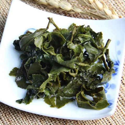Chè Xanh Bảo Lộc Lâm Đồng, Trà Ô Long Hút Chân Không Túi 100gr, Thơm ngon hậu ngọt thanh