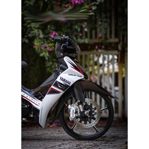 Tem rời Sirius mâuz zin RC phối trắng đen đỏ, in sắc nét, 3 lớp không phai màu CM00043 1 2