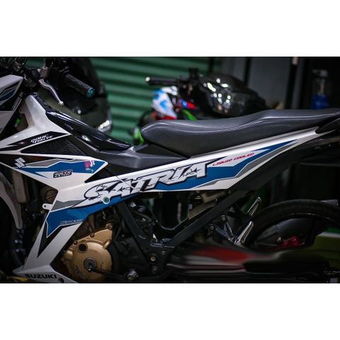 Tem rời Raider Fi - Satria Fi mẫu hoạ tiết xanh trắng , in sắc nét, 3 lớp không phai màu CM00039 1 2